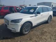 ✅ 2021 Lincoln Aviator Reserve • VIN: 5LM5J7WC2MGL01985 • Lot: 42548458. Wystawiony na IAAI z przebiegiem 57 623 mil. Bezpłatny archiwum sprzedaży aukcyjnych z USA i szczegółowy raport historii pojazdu na DreamBid. Zdjęcie 2.