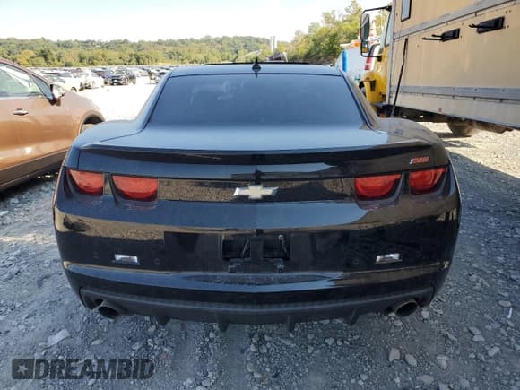 ✅ 2013 Chevrolet Camaro SS • VIN: 2G1FT1EW9D9200433 • Lot: 80942365. Listed on Copart with 91,628 mi. Free auction sales archive from the USA and detailed vehicle history report at DreamBid. Image 6.