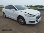 ✅ 2016 Ford Fusion SE • VIN: 3FA6P0H77GR140327 • Lot: 42319297. Listed on IAAI with 221,392 mi. Free auction sales archive from the USA and detailed vehicle history report at DreamBid. Image 1.