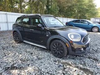 ✅ 2019 MINI Countryman Cooper • VIN: WMZYV5C51K3F58243 • Lot: 65226175. Wystawiony na Copart z przebiegiem 69 229 mil. Bezpłatny archiwum sprzedaży aukcyjnych z USA i szczegółowy raport historii pojazdu na DreamBid. Zdjęcie 4.