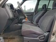 ✅ 1999 Toyota RAV4 • VIN: JT3HP10V4X7123287 • Lot: 93718625. Wystawiony na Copart z przebiegiem 232 573 mil. Bezpłatny archiwum sprzedaży aukcyjnych z USA i szczegółowy raport historii pojazdu na DreamBid. Zdjęcie 7.