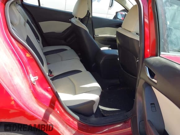 ✅ 2014 Mazda 3 S Grand Touring • VIN: JM1BM1M34E1101504 • Lot: 42269776. Listed on IAAI with 162,715 mi. Free auction sales archive from the USA and detailed vehicle history report at DreamBid. Image 8.