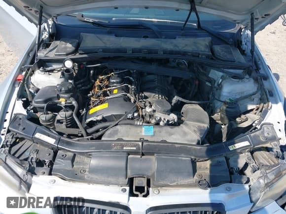 ✅ 2008 BMW 3 Series 335i • VIN: WBAWL73528PX56530 • Лот: 43150178. Опубликован ранее на IAAI с пробегом 127 771 миль. Бесплатный доступ к архиву аукционных продаж из США и подробный отчёт об истории автомобиля на DreamBid. Изображение 10.