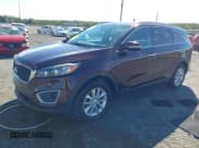✅ 2017 Kia Sorento LX • VIN: 5XYPGDA55HG229856 • Лот: 43409734. Опубликован ранее на IAAI с пробегом 109 522 миль. Бесплатный доступ к архиву аукционных продаж из США и подробный отчёт об истории автомобиля на DreamBid. Изображение 2.