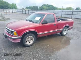 ✅ 1995 Chevrolet S-10 • VIN: 1GCCS14ZXS8174085 • Лот: 42236832. Опубликован ранее на IAAI с пробегом 119 799 миль. Бесплатный доступ к архиву аукционных продаж из США и подробный отчёт об истории автомобиля на DreamBid. Изображение 2.