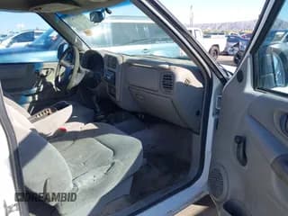 ✅ 1999 Chevrolet S-10 LS Xtreme • VIN: 1GCCS1942X8134121 • Лот: 41841429. Опубликован ранее на IAAI с пробегом 326 933 миль. Бесплатный доступ к архиву аукционных продаж из США и подробный отчёт об истории автомобиля на DreamBid. Изображение 5.