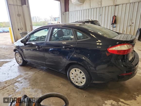 ✅ 2017 Ford Fiesta S • VIN: 3FADP4AJ9HM171372 • Lot: 85181005. Wystawiony na Copart z przebiegiem 74 743 mil. Bezpłatny archiwum sprzedaży aukcyjnych z USA i szczegółowy raport historii pojazdu na DreamBid. Zdjęcie 2.