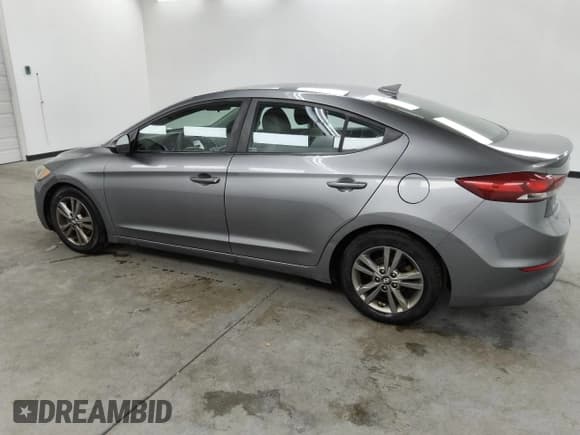 ✅ 2018 Hyundai Elantra Limited • VIN: 5NPD84LF9JH241996 • Lot: 86505945. Wystawiony na Copart z przebiegiem 121 042 mil. Bezpłatny archiwum sprzedaży aukcyjnych z USA i szczegółowy raport historii pojazdu na DreamBid. Zdjęcie 2.