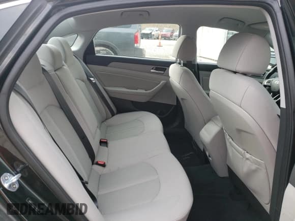 ✅ 2018 Hyundai Sonata Limited • VIN: 5NPE34AF2JH630338 • Лот: 73102712. Опубликован ранее на Copart с пробегом 67 910 миль. Бесплатный доступ к архиву аукционных продаж из США и подробный отчёт об истории автомобиля на DreamBid. Изображение 10.