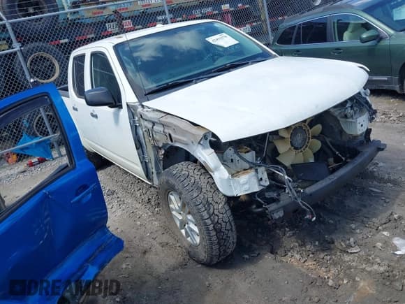 ✅ 2018 Nissan Frontier SV • VIN: 1N6AD0EV1JN717375 • Lot: 42491578. Listed on IAAI with 88,000 mi. Free auction sales archive from the USA and detailed vehicle history report at DreamBid. Image 1.