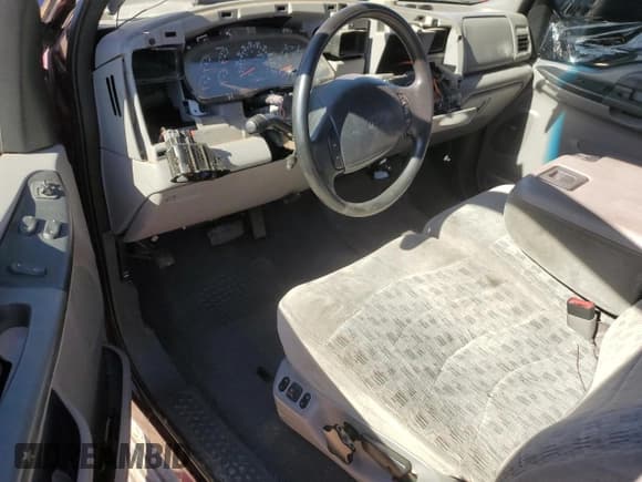 ✅ 1999 Ford F-250 XL • VIN: 1FTNX21F6XED44400 • Lot: 85961445. Listed on Copart with 117,416 mi. Free auction sales archive from the USA and detailed vehicle history report at DreamBid. Image 8.