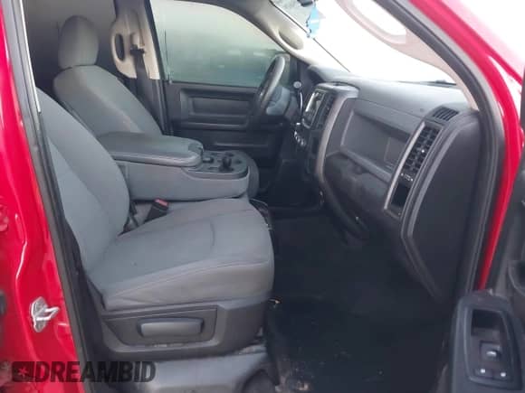 2013 Ram 1500 Express с VIN 1C6RR6KT0DS519428, выставлен на аукционе IAAI как лот 43494619 с пробегом 170 931 миль миль и . История ставок и продаж доступна на DreamBid. Изображение 5.