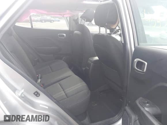 2023 Hyundai Venue Limited с VIN KMHRC8A36PU230629, выставлен на аукционе IAAI как лот 43335585 с пробегом 29 463 миль миль и . История ставок и продаж доступна на DreamBid. Изображение 8.