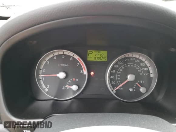 2008 Hyundai Accent L z VIN KMHCN35C68U080844, wystawiony jako Copart lot #80513974 z przebiegiem 53 925 mil mil oraz Szkoda całkowita • Salvage title. Historia ofert i sprzedaży dostępna na DreamBid. Obrazek 9.