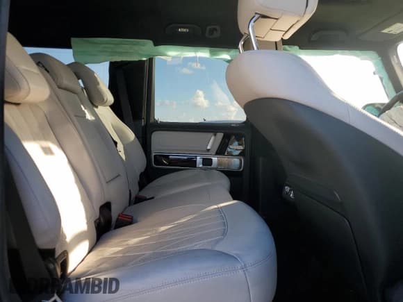 ✅ 2021 Mercedes-Benz G 63 AMG • VIN: W1NYC7HJXMX386092 • Lot: 77246233. Listed on Copart with Not provided. Free auction sales archive from the USA and detailed vehicle history report at DreamBid. Image 11.