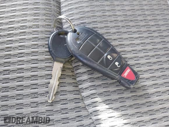 ✅ 2010 Dodge 1500 SLT • VIN: 1D7RV1GT9AS145340 • Лот: 43279282. Опубликован ранее на IAAI с пробегом 248 659 миль. Бесплатный доступ к архиву аукционных продаж из США и подробный отчёт об истории автомобиля на DreamBid. Изображение 11.