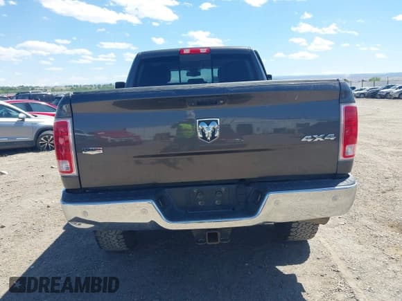 ✅ 2017 Ram 2500 Laramie • VIN: 3C6UR5FL4HG570085 • Lot: 42311474. Listed on IAAI with 74,579 mi. Free auction sales archive from the USA and detailed vehicle history report at DreamBid. Image 16.