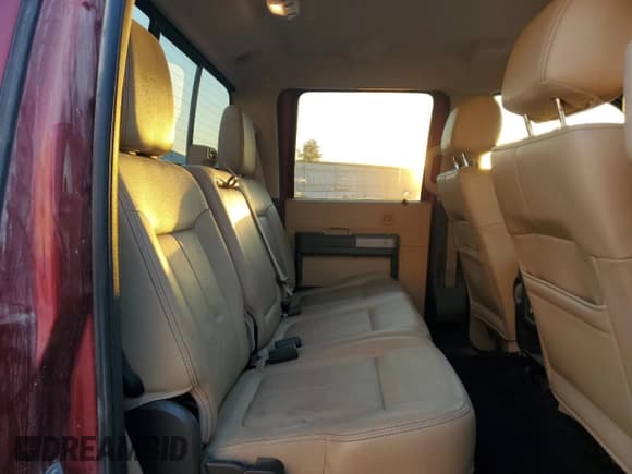 ✅ 2013 Ford F-250 XLT • VIN: 1FT7W2BT4DEB70712 • Lot: 91031215. Wystawiony na Copart z przebiegiem 261 210 mil. Bezpłatny archiwum sprzedaży aukcyjnych z USA i szczegółowy raport historii pojazdu na DreamBid. Zdjęcie 10.