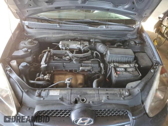 2009 Hyundai Accent GS с VIN KMHCM36C99U123690, выставлен на аукционе Copart как лот 51481325 с пробегом 223 356 миль миль и Списание • Salvage title. История ставок и продаж доступна на DreamBid. Изображение 11.