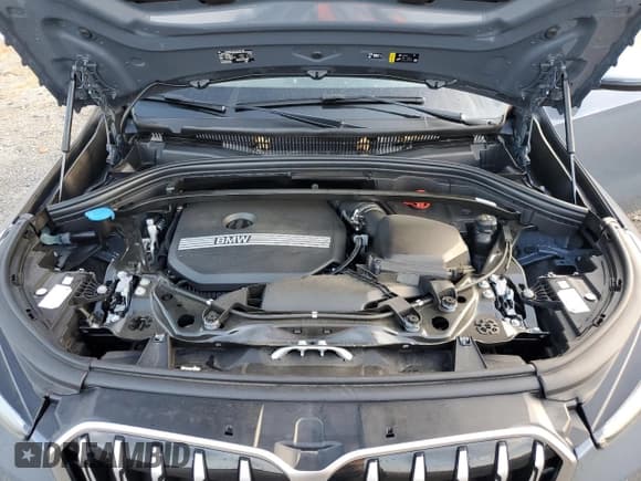 ✅ 2024 BMW X1 xDrive28i • VIN: WBX73EF07R5013308 • Лот: 81693645. Опубликован ранее на Copart с пробегом 8 373 миль. Бесплатный доступ к архиву аукционных продаж из США и подробный отчёт об истории автомобиля на DreamBid. Изображение 12.