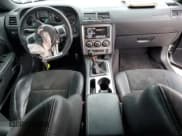 ✅ 2014 Dodge Challenger SRT-8 • VIN: 2C3CDYCJ1EH258264 • Lot: 75100064. Wystawiony na Copart z przebiegiem 105 432 mil. Bezpłatny archiwum sprzedaży aukcyjnych z USA i szczegółowy raport historii pojazdu na DreamBid. Zdjęcie 8.