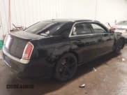 ✅ 2012 Chrysler 300 S • VIN: 2C3CCABG3CH272776 • Lot: 40252319. Listed on IAAI with 155,701 mi. Free auction sales archive from the USA and detailed vehicle history report at DreamBid. Image 4.