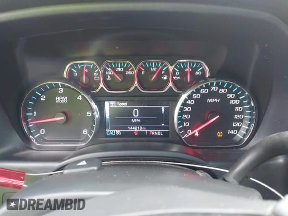 ✅ 2018 Chevrolet Silverado 1500 LT • VIN: 1GCPCREC2JF216332 • Lot: 42790355. Wystawiony na IAAI z przebiegiem 144 218 mil. Bezpłatny archiwum sprzedaży aukcyjnych z USA i szczegółowy raport historii pojazdu na DreamBid. Zdjęcie 7.