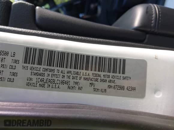 2020 Jeep Grand Cherokee Altitude z VIN 1C4RJEAG9LC106401, wystawiony jako IAAI lot #42611111 z przebiegiem 60 486 mil mil oraz . Historia ofert i sprzedaży dostępna na DreamBid. Obrazek 9.