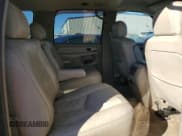 ✅ 2003 Chevrolet Suburban LT • VIN: 1GNEC16Z93J235334 • Лот: 87717995. Опубликован ранее на Copart с пробегом 299 627 миль. Бесплатный доступ к архиву аукционных продаж из США и подробный отчёт об истории автомобиля на DreamBid. Изображение 11.