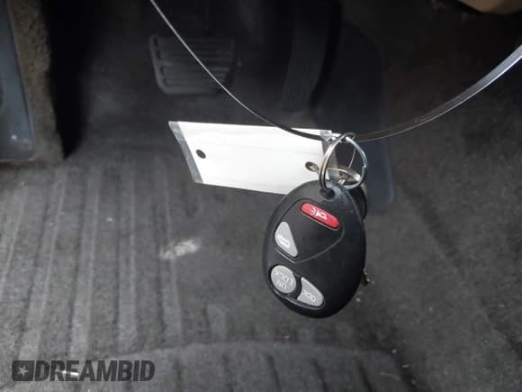 ✅ 2009 Hummer H3 Luxury • VIN: 5GTEN13E998106992 • Lot: 42511648. Listed on IAAI with 236,443 mi. Free auction sales archive from the USA and detailed vehicle history report at DreamBid. Image 11.