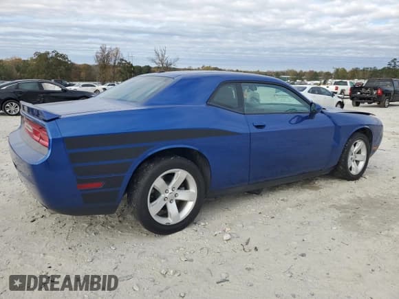 ✅ 2012 Dodge Challenger SXT • VIN: 2C3CDYAG8CH262493 • Lot: 80491324. Wystawiony na Copart z przebiegiem 58 764 mil. Bezpłatny archiwum sprzedaży aukcyjnych z USA i szczegółowy raport historii pojazdu na DreamBid. Zdjęcie 3.
