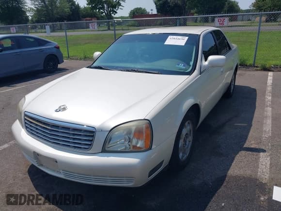 ✅ 2002 Cadillac DeVille • VIN: 1G6KD54Y32U119153 • Lot: 42844690. Wystawiony na IAAI z przebiegiem 164 661 mil. Bezpłatny archiwum sprzedaży aukcyjnych z USA i szczegółowy raport historii pojazdu na DreamBid. Zdjęcie 2.