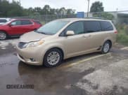 ✅ 2011 Toyota Sienna XLE • VIN: 5TDYK3DC2BS110339 • Lot: 43393623. Listed on IAAI with 218,183 mi. Free auction sales archive from the USA and detailed vehicle history report at DreamBid. Image 2.