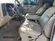 ✅ 2004 Chevrolet Silverado 1500 LS • VIN: 2GCEC13T941347409 • Лот: 70205925. Опубликован ранее на Copart с пробегом 393 526 миль. Бесплатный доступ к архиву аукционных продаж из США и подробный отчёт об истории автомобиля на DreamBid. Изображение 7.