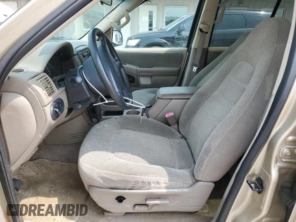 ✅ 2002 Ford Explorer XLT • VIN: 1FMZU63E32ZA07962 • Lot: 59545285. Wystawiony na Copart z przebiegiem Nie podano. Bezpłatny archiwum sprzedaży aukcyjnych z USA i szczegółowy raport historii pojazdu na DreamBid. Zdjęcie 7.