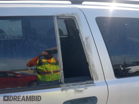 ✅ 2004 Jeep Grand Cherokee Laredo • VIN: 1J4GW48S34C272700 • Lot: 42494918. Listed on IAAI with 214,843 mi. Free auction sales archive from the USA and detailed vehicle history report at DreamBid. Image 6.