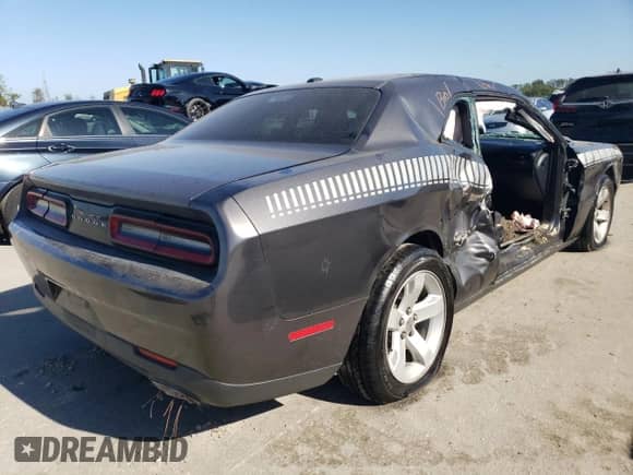 ✅ 2016 Dodge Challenger SXT Plus • VIN: 2C3CDZAG9GH153052 • Lot: 69770832. Wystawiony na Copart z przebiegiem 90 600 mil mil. Skorzystaj z bezpłatnego archiwum sprzedaży aukcyjnych z USA i zobacz szczegółowy raport historii pojazdu na DreamBid. Zdjęcie 3.