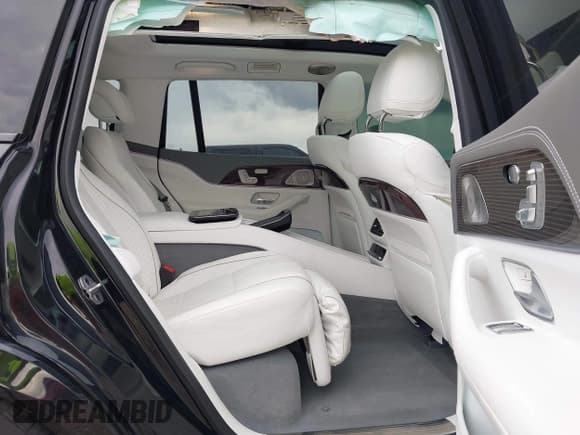 ✅ 2022 Mercedes-Benz GLS Maybach GLS 600 • VIN: 4JGFF8HB6NA792746 • Lot: 42722763. Listed on IAAI with 13,947 mi. Free auction sales archive from the USA and detailed vehicle history report at DreamBid. Image 8.