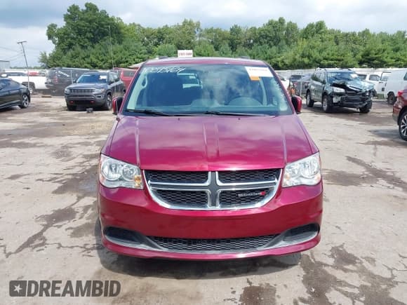 ✅ 2015 Dodge Grand Caravan SXT • VIN: 2C4RDGCG8FR541146 • Lot: 43095164. Wystawiony na IAAI z przebiegiem 147 681 mil. Bezpłatny archiwum sprzedaży aukcyjnych z USA i szczegółowy raport historii pojazdu na DreamBid. Zdjęcie 12.