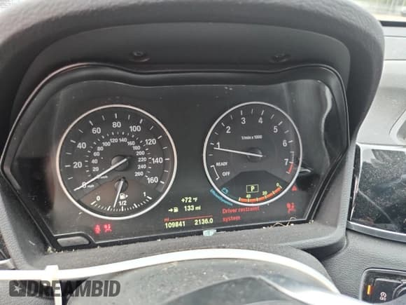 ✅ 2018 BMW X1 sDrive28i • VIN: WBXHU7C30J5H42916 • Lot: 85581015. Wystawiony na Copart z przebiegiem 109 841 mil. Bezpłatny archiwum sprzedaży aukcyjnych z USA i szczegółowy raport historii pojazdu na DreamBid. Zdjęcie 9.