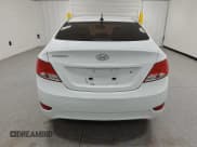 ✅ 2017 Hyundai Accent SE • VIN: KMHCT4AE9HU339734 • Лот: 87294075. Опубликован ранее на Copart с пробегом 83 019 миль. Бесплатный доступ к архиву аукционных продаж из США и подробный отчёт об истории автомобиля на DreamBid. Изображение 6.