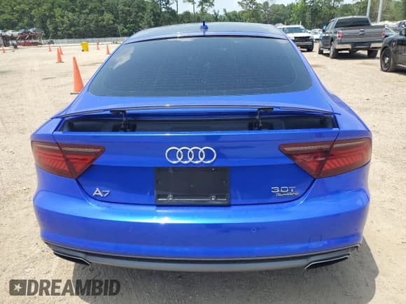 ✅ 2017 Audi A7 Premium Plus • VIN: WAUW2AFC2HN112368 • Lot: 63194495. Wystawiony na Copart z przebiegiem 87 154 mil. Bezpłatny archiwum sprzedaży aukcyjnych z USA i szczegółowy raport historii pojazdu na DreamBid. Zdjęcie 6.