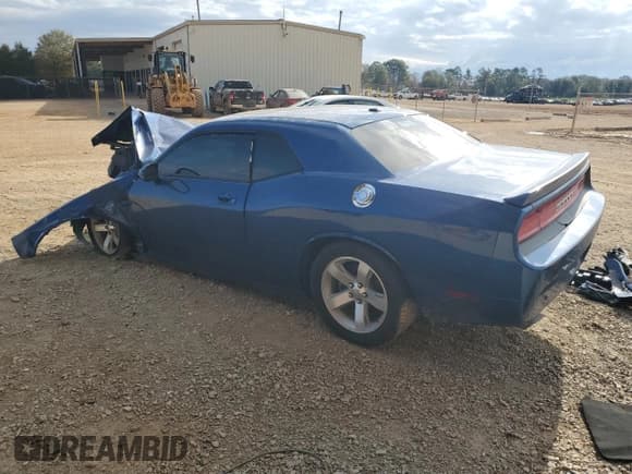 ✅ 2009 Dodge Challenger R/T • VIN: 2B3LJ54T09H543242 • Lot: 82048584. Wystawiony na Copart z przebiegiem Nie podano. Bezpłatny archiwum sprzedaży aukcyjnych z USA i szczegółowy raport historii pojazdu na DreamBid. Zdjęcie 2.