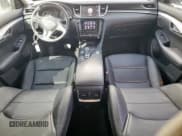 ✅ 2019 Infiniti QX50 Luxe • VIN: 3PCAJ5M1XKF100029 • Лот: 84861255. Опубликован ранее на Copart с пробегом 77 129 миль. Бесплатный доступ к архиву аукционных продаж из США и подробный отчёт об истории автомобиля на DreamBid. Изображение 8.