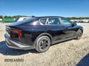 ✅ 2025 Kia K4 EX • VIN: 3KPFU4DEXSE125383 • Lot: 87383625. Wystawiony na Copart z przebiegiem 2 771 mil. Bezpłatny archiwum sprzedaży aukcyjnych z USA i szczegółowy raport historii pojazdu na DreamBid. Zdjęcie 3.