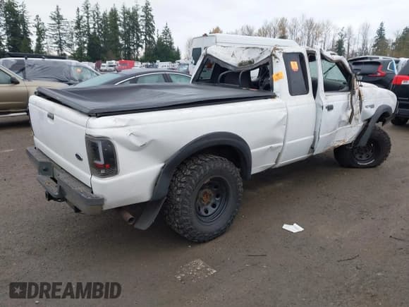 ✅ 2002 Ford Ranger XL Fleet • VIN: 1FTZR15U52PA11164 • Lot: 43839043. Listed on IAAI with 194,898 mi. Free auction sales archive from the USA and detailed vehicle history report at DreamBid. Image 4.