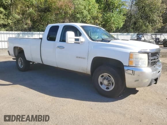 ✅ 2009 Chevrolet Silverado 2500HD Work Truck • VIN: 1GCHC49K29E144901 • Лот: 80587684. Опубликован ранее на Copart с пробегом 310 060 миль. Бесплатный доступ к архиву аукционных продаж из США и подробный отчёт об истории автомобиля на DreamBid. Изображение 4.