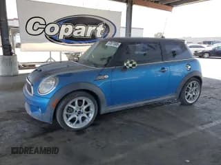 ✅ 2007 MINI Hardtop S • VIN: WMWMF73537TL92560 • Lot: 57877305. Listed on Copart with 140,469 mi. Free auction sales archive from the USA and detailed vehicle history report at DreamBid. Image 1.