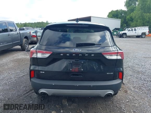 ✅ 2022 Ford Escape SE • VIN: 1FMCU9G6XNUB22778 • Lot: 42462098. Listed on IAAI with 36,083 mi. Free auction sales archive from the USA and detailed vehicle history report at DreamBid. Image 16.