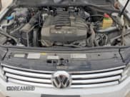 ✅ 2016 Volkswagen Touareg Lux • VIN: WVGEF9BP9GD000516 • Lot: 92743305. Wystawiony na Copart z przebiegiem 171 299 mil. Bezpłatny archiwum sprzedaży aukcyjnych z USA i szczegółowy raport historii pojazdu na DreamBid. Zdjęcie 11.